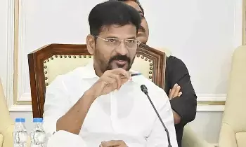 Telangana Cabinet Meeting : నేడు తెలంగాణ కేబినెట్ భేటీ.. ప్రధానంగా చర్చించే అంశాలు ఇవే Telangana Cabinet Meeting : నేడు తెలంగాణ కేబినెట్ భేటీ.. ప్రధానంగా చర్చించే అంశాలు ఇవే