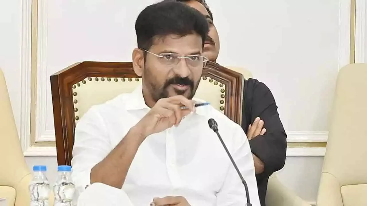 Telangana Cabinet Meeting : నేడు తెలంగాణ కేబినెట్ భేటీ.. ప్రధానంగా చర్చించే అంశాలు ఇవే Telangana Cabinet Meeting : నేడు తెలంగాణ కేబినెట్ భేటీ.. ప్రధానంగా చర్చించే అంశాలు ఇవే