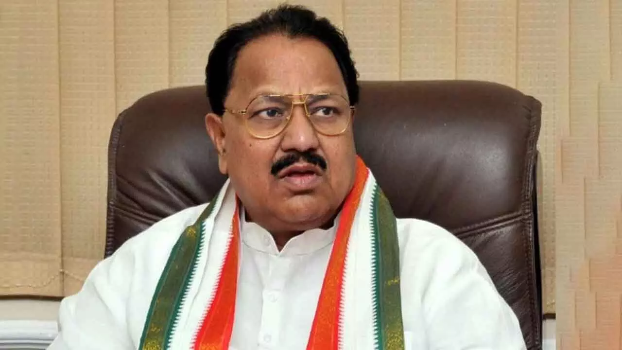 Telangana : కాంగ్రెస్ సీనియర్ నేత, మాజీ మంత్రి ధర్మపురి శ్రీనివాస్ కన్నుమూత Telangana : కాంగ్రెస్ సీనియర్ నేత, మాజీ మంత్రి ధర్మపురి శ్రీనివాస్ కన్నుమూత
