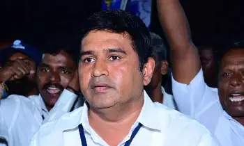 Armstrong : తమిళనాడు BSP చీఫ్ దారుణ హత్య Armstrong : తమిళనాడు BSP చీఫ్ దారుణ హత్య