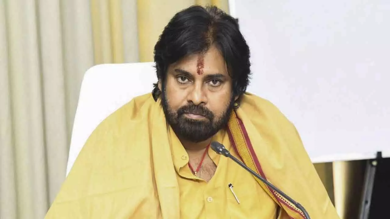 Pawan Kalyan : ఎర్ర చందనం అక్రమ రవాణా వెనక ఉన్న పెద్ద తలకాయలను పట్టుకోండి Pawan Kalyan : ఎర్ర చందనం అక్రమ రవాణా వెనక ఉన్న పెద్ద తలకాయలను పట్టుకోండి