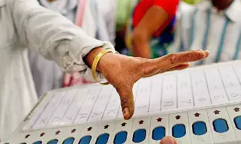Bypoll 2024 : నేడు 13 అసెంబ్లీ స్థానాలకు పోలింగ్.. ఉపఎన్నికలు ఎక్కడంటే.. Bypoll 2024 : నేడు 13 అసెంబ్లీ స్థానాలకు పోలింగ్.. ఉపఎన్నికలు ఎక్కడంటే..