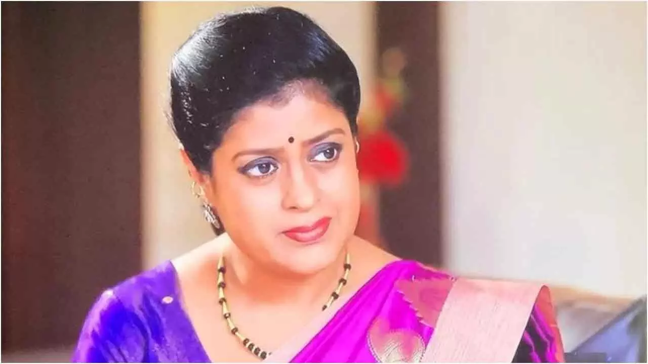 Aparna Vastarey : ప్రముఖ నటి అపర్ణ కన్నుమూత Aparna Vastarey : ప్రముఖ నటి అపర్ణ కన్నుమూత