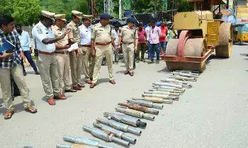 Nalgonda Police : అది సార్.. అలా ధ్వంసం చేయండి.! Nalgonda Police : అది సార్.. అలా ధ్వంసం చేయండి.!