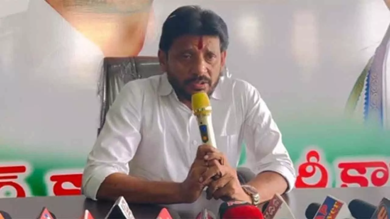 Duvvada Srinivas : రెండేళ్ల నుండి వివాదాలున్నాయి.. అది అందరికీ తెలుసు Duvvada Srinivas : రెండేళ్ల నుండి వివాదాలున్నాయి.. అది అందరికీ తెలుసు