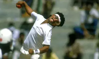 Cricket : 20 ఏళ్లుగా చెరగని రికార్డు.. ఈ సీజన్లో కూడా బ్రేక్ అవడం కష్టమే..! Cricket : 20 ఏళ్లుగా చెరగని రికార్డు.. ఈ సీజన్లో కూడా బ్రేక్ అవడం కష్టమే..!