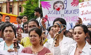 Kolkata doctor murder : మొదట్లో ఆమెపై పూర్తి నమ్మకం ఉండేది.. కానీ ఇప్పుడు లేదు.. ట్రైనీ డాక్ట‌ర్ త‌ల్లిదండ్రులు