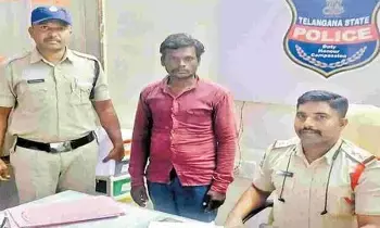 వీడేం తండ్రో.. కొడుకును చంపితే అలిగిపోయిన భార్య తిరిగి వస్తుందని..! వీడేం తండ్రో.. కొడుకును చంపితే అలిగిపోయిన భార్య తిరిగి వస్తుందని..!