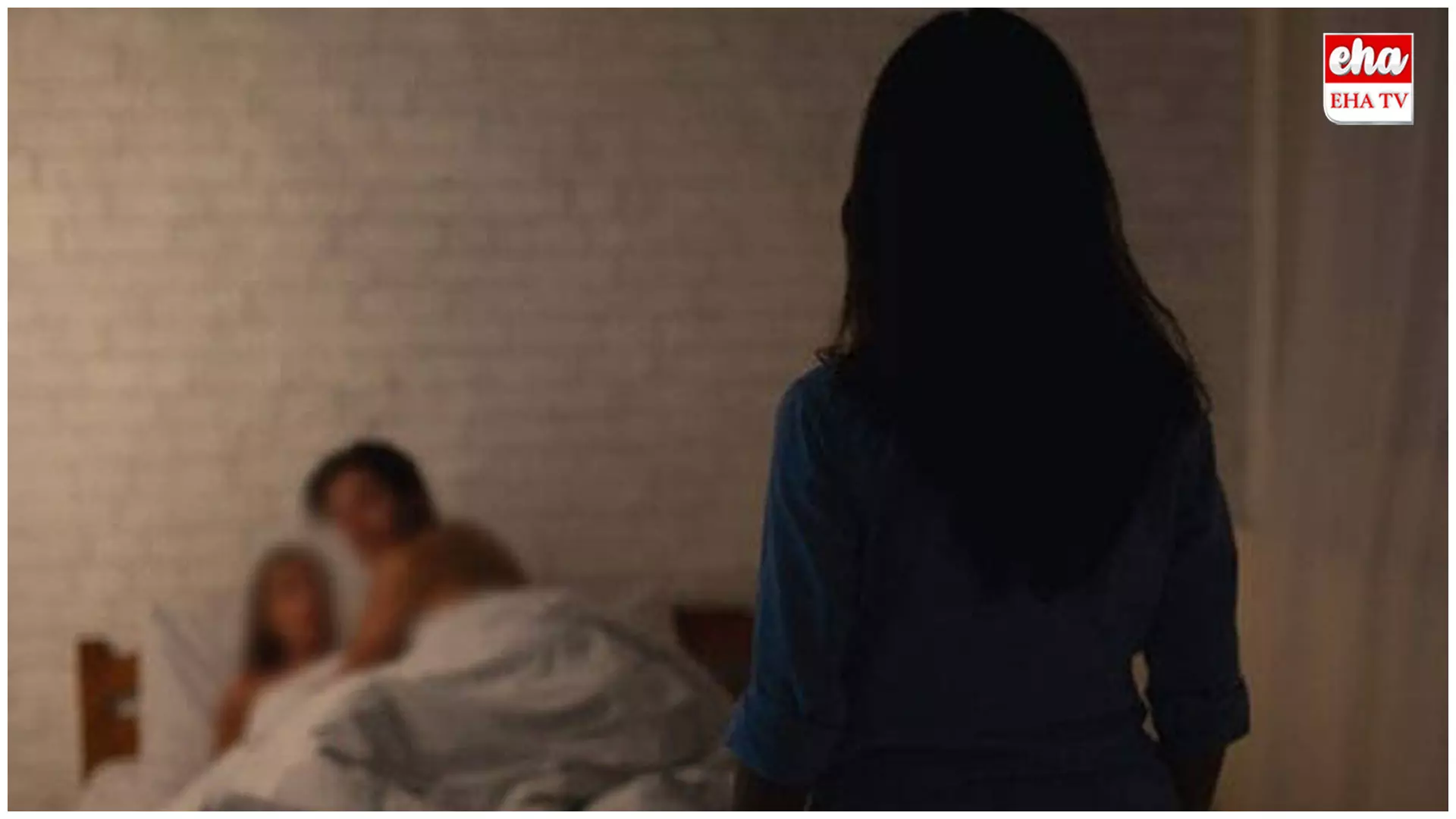 Extramarital Affair : 50 ఏళ్ల వయసులో మహిళ వివాహేతర సంబంధం.. చివరికి ఏమైందంటే Extramarital Affair : 50 ఏళ్ల వయసులో మహిళ వివాహేతర సంబంధం.. చివరికి ఏమైందంటే