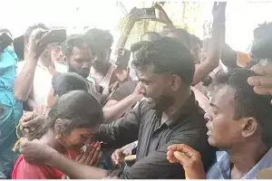 Tamil Nadu : తండ్రి శవం ఎదుటే ప్రియురాలి మెడలో తాళి కట్టిన ప్రియుడు..! Tamil Nadu : తండ్రి శవం ఎదుటే ప్రియురాలి మెడలో తాళి కట్టిన ప్రియుడు..!