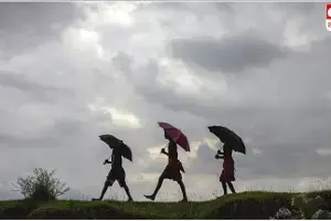 Southwest Monsoon : ఈ ఏడాది ముందుగానే నైరుతి రుతుపవనాలు..! Southwest Monsoon : ఈ ఏడాది ముందుగానే నైరుతి రుతుపవనాలు..!