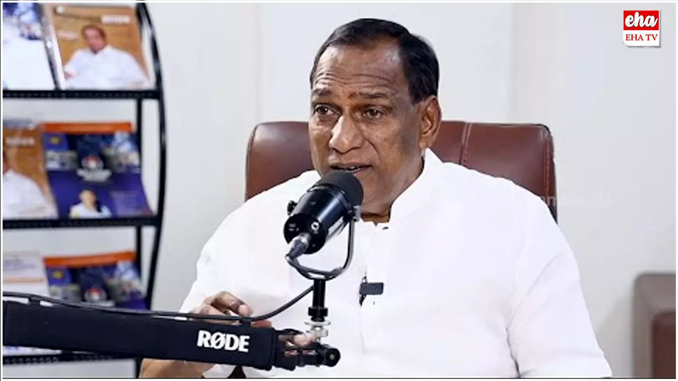Mallareddy : నాకున్నంత భూమి ఎవరికీ లేదు.. 500 ఏండ్లు కుసోని తినొచ్చు.. అయినా 300 గజాల ఇంట్లనే Mallareddy : నాకున్నంత భూమి ఎవరికీ లేదు.. 500 ఏండ్లు కుసోని తినొచ్చు.. అయినా 300 గజాల ఇంట్లనే