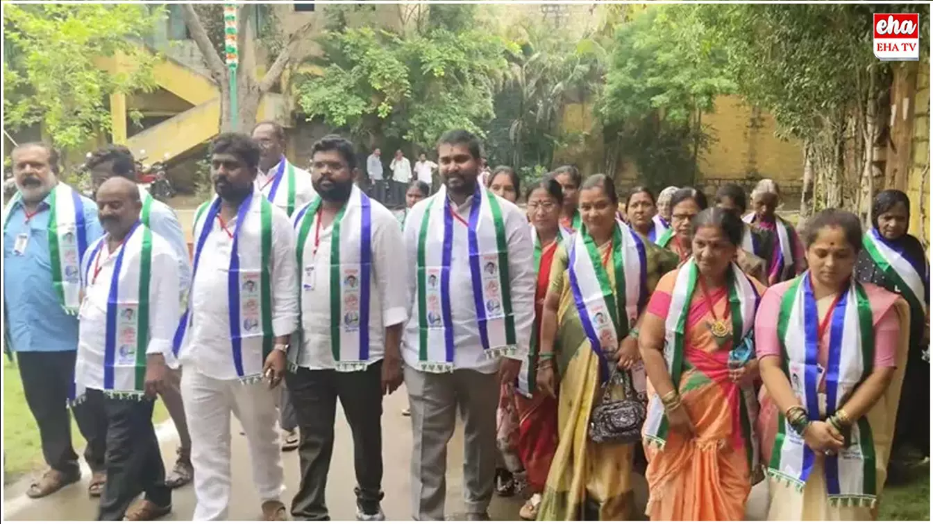 Andhra Pradesh : తిరువూరు మున్సిపల్ ఎన్నికపై ఏపీ హైకోర్టు కీలక ఆదేశాలు Andhra Pradesh : తిరువూరు మున్సిపల్ ఎన్నికపై ఏపీ హైకోర్టు కీలక ఆదేశాలు