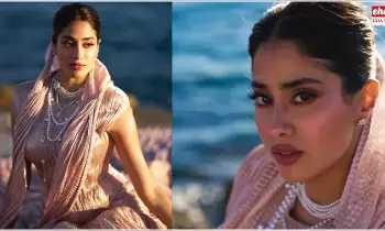 Janhvi Kapoor : శ్రీదేవిని గుర్తుచేసిన జాన్వి కపూర్ Janhvi Kapoor : శ్రీదేవిని గుర్తుచేసిన జాన్వి కపూర్