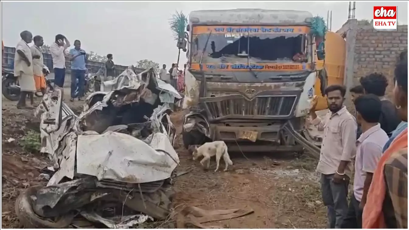 Madhya Pradesh : శుభకార్యానికి వెళ్లి వస్తూ.. మృత్యు ఒడిలోకి.. ఒకే కుటుంబంలో 9 మంది..! Madhya Pradesh : శుభకార్యానికి వెళ్లి వస్తూ.. మృత్యు ఒడిలోకి.. ఒకే కుటుంబంలో 9 మంది..!