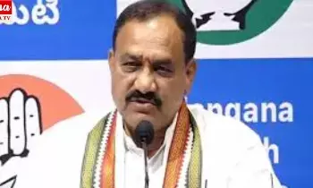 Pcc Cheif: పనితీరు మార్చుకోండి.. ఎమ్మెల్యేలకు పీసీసీ చీఫ్ క్లాస్..! Pcc Cheif: పనితీరు మార్చుకోండి.. ఎమ్మెల్యేలకు పీసీసీ చీఫ్ క్లాస్..!