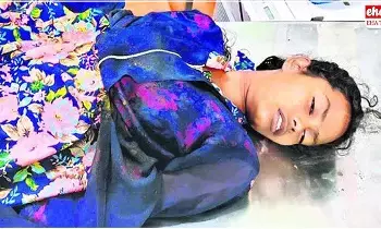 Suicide : ఫోన్ మాట్లాడొద్దని మందలించడంతో ఇద్దరు యువతుల ఆత్మహత్య Suicide : ఫోన్ మాట్లాడొద్దని మందలించడంతో ఇద్దరు యువతుల ఆత్మహత్య