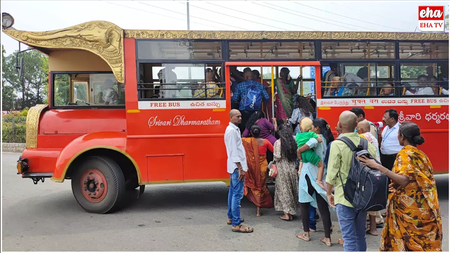 Tirumala : తిరుమలలో మహిళలకు ఉచిత బస్సు ప్రయాణం Tirumala : తిరుమలలో మహిళలకు ఉచిత బస్సు ప్రయాణం