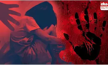 Crime News : 40 ఏళ్లు అంకుల్తో 16 ఏళ్ల యువతి ప్రేమ.. పోలీస్స్టేషన్పై నుంచి దూకి..! Crime News : 40 ఏళ్లు అంకుల్తో 16 ఏళ్ల యువతి ప్రేమ.. పోలీస్స్టేషన్పై నుంచి దూకి..!
