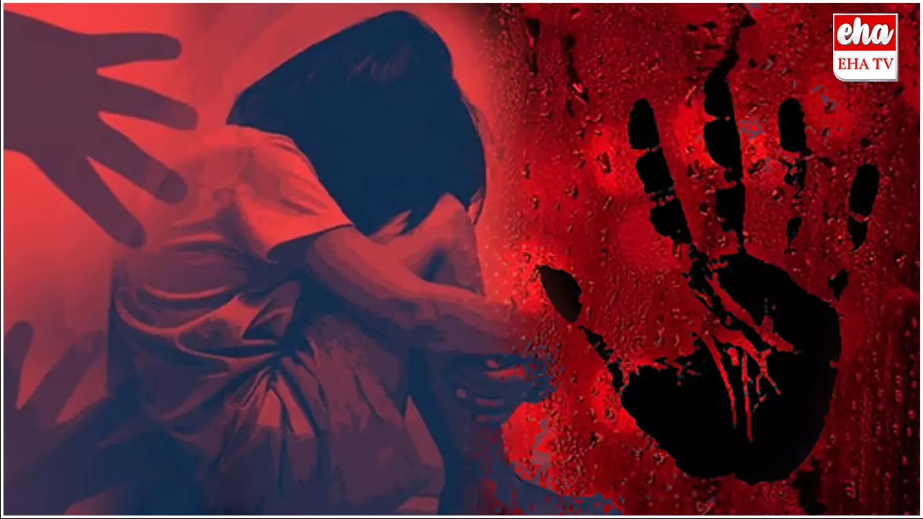 Crime News : 40 ఏళ్లు అంకుల్తో 16 ఏళ్ల యువతి ప్రేమ.. పోలీస్స్టేషన్పై నుంచి దూకి..! Crime News : 40 ఏళ్లు అంకుల్తో 16 ఏళ్ల యువతి ప్రేమ.. పోలీస్స్టేషన్పై నుంచి దూకి..!