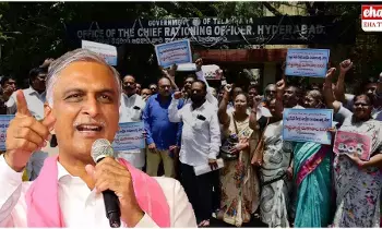 Harish Rao Slams : రేషన్ డీలర్ల సమస్యలు పరిష్కరించరా..! సర్కార్పై హరీష్రావు ఫైర్..! Harish Rao Slams : రేషన్ డీలర్ల సమస్యలు పరిష్కరించరా..! సర్కార్పై హరీష్రావు ఫైర్..!