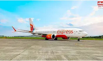 Air India Express Flight : ఎయిర్ ఇండియా విమానంలో అలజడి.. పైలెట్ డోర్ ఓపెన్ చేయబోయిన ప్రయాణికుడు Air India Express Flight : ఎయిర్ ఇండియా విమానంలో అలజడి.. పైలెట్ డోర్ ఓపెన్ చేయబోయిన ప్రయాణికుడు