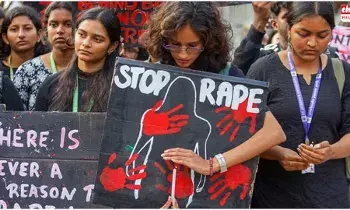 Medical Student Raped in Bengal : బెంగాల్లో మరో వైద్యవిద్యార్థినిపై అత్యాచారం Medical Student Raped in Bengal : బెంగాల్లో మరో వైద్యవిద్యార్థినిపై అత్యాచారం
