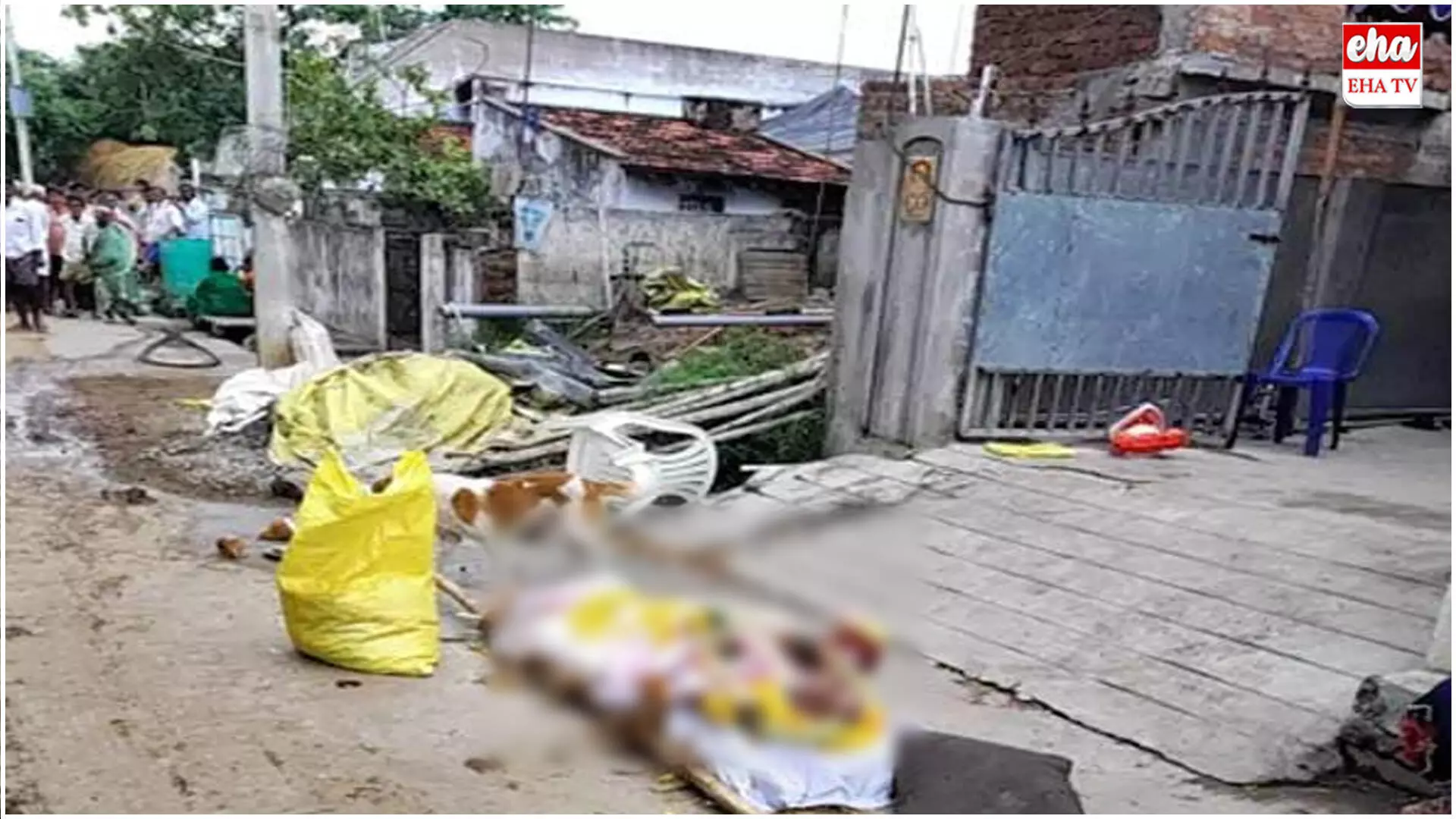 Property Dispute : ఆస్తి వివాదం.. 3 రోజులుగా ఇంటి వద్దే తండ్రి మృతదేహం Property Dispute : ఆస్తి వివాదం.. 3 రోజులుగా ఇంటి వద్దే తండ్రి మృతదేహం