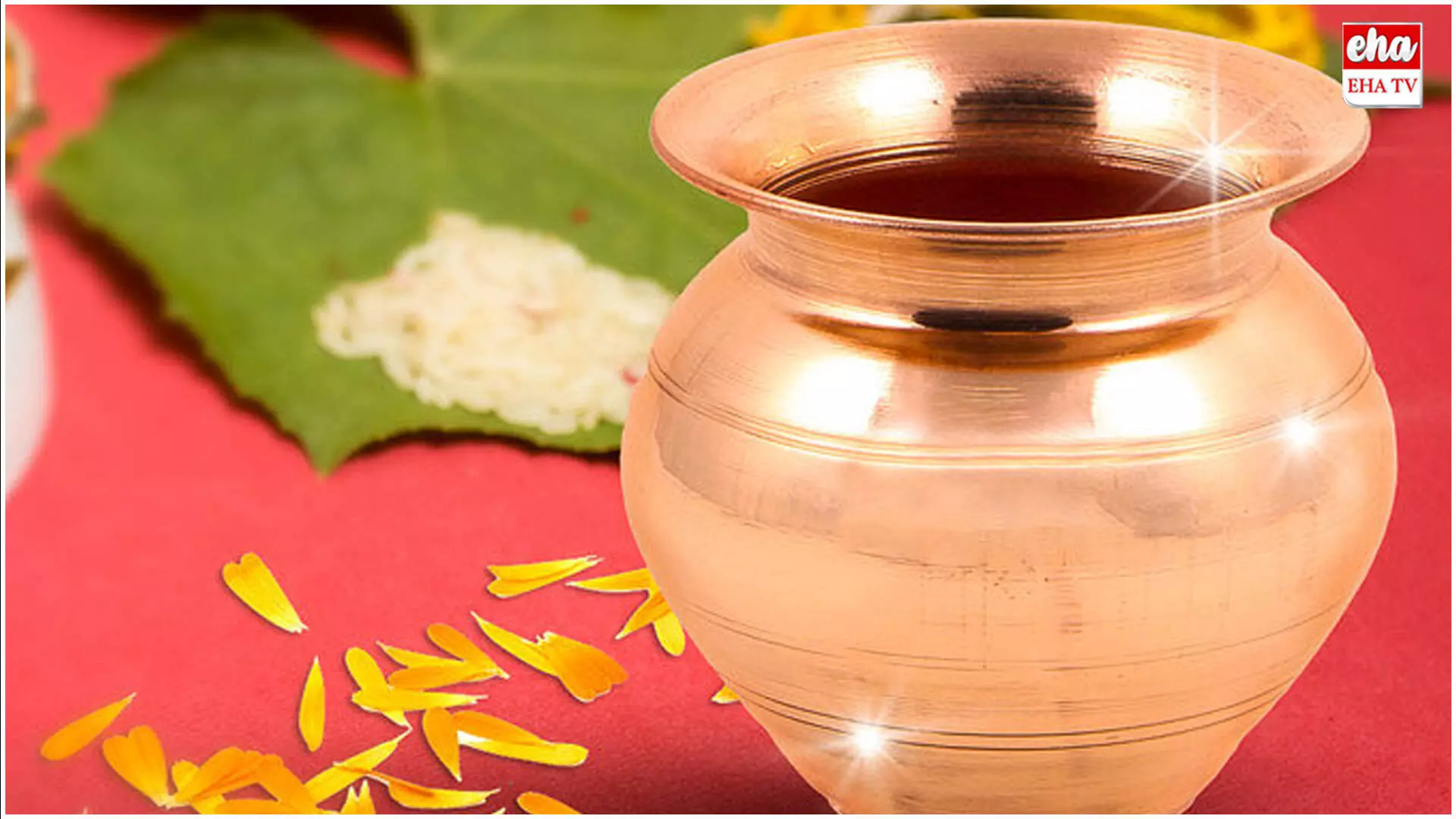 Hyderabad Doctor : మహిమగల చెంబు ఉందంటూ వైద్యురాలికి టోకరా.. రూ.1.50 కోట్లు కాజేసిన కేటుగాళ్లు Hyderabad Doctor : మహిమగల చెంబు ఉందంటూ వైద్యురాలికి టోకరా.. రూ.1.50 కోట్లు కాజేసిన కేటుగాళ్లు