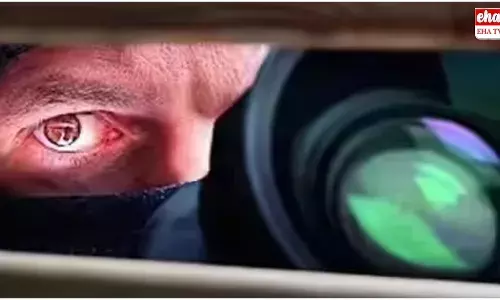 Hidden Camera In Hostel Washroom : బాత్రూంలో రహస్య కెమెరాలు.. మహిళల చిత్రాలు ప్రియుడికి పంపిన ప్రియురాలు..! Hidden Camera In Hostel Washroom : బాత్రూంలో రహస్య కెమెరాలు.. మహిళల చిత్రాలు ప్రియుడికి పంపిన ప్రియురాలు..!