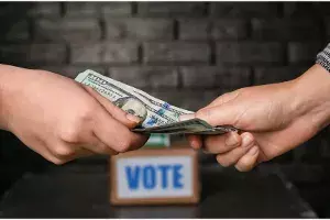 Jubilee Hill : జూబ్లీహిల్స్‌లో ఓటేయని వారు డబ్బులు తిరిగి ఇవ్వాలంటూ ఒత్తిడి