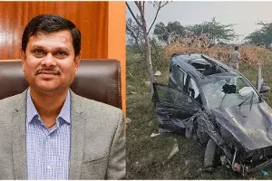 Karnataka : కర్ణాటకలో ఘోర రోడ్డు ప్రమాదం.. సీనియర్ ఐఏఎస్ అధికారి దుర్మరణం