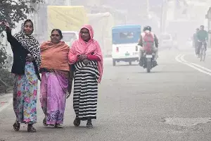 Temperature Drop : రేపటి నుంచి భారీగా పడిపోనున్న ఉష్ణోగ్రతలు Temperature Drop : రేపటి నుంచి భారీగా పడిపోనున్న ఉష్ణోగ్రతలు