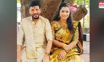 Farmhouse Liquor Party : దువ్వాడ మాధురి,దువ్వాడ శ్రీనివాస్ అరెస్ట్ Farmhouse Liquor Party : దువ్వాడ మాధురి,దువ్వాడ శ్రీనివాస్ అరెస్ట్