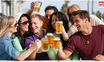 Good News For Drinkers : డిసెంబర్ 31.. ఉ.6 గంటల నుంచే మద్యం..!