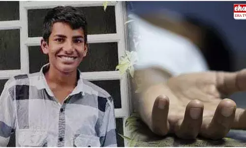 Mancherial : క్రికెట్‌ వద్దన్న తల్లి.. మనస్తాపంతో కొడుకు ఆత్మహత్య..!