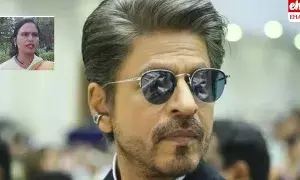 Anger at Shah Rukh Khan: బంగ్లాదేశ్లో హింస.. షార్ఖ్ఖాన్ నాలుక కోసుకొస్తే రూ.లక్ష బహుమానం..! Anger at Shah Rukh Khan: బంగ్లాదేశ్లో హింస.. షార్ఖ్ఖాన్ నాలుక కోసుకొస్తే రూ.లక్ష బహుమానం..!