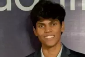 IIT Student: ఐఐటీ హైదరాబాద్ విద్యార్థికి రూ.2.5 కోట్ల వేతనం IIT Student: ఐఐటీ హైదరాబాద్ విద్యార్థికి రూ.2.5 కోట్ల వేతనం