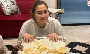 Gutta Jwala...!: గుత్తా జ్వాల.. ఔదార్యం..! తన 30 లీటర్ల పాలు దానం..!