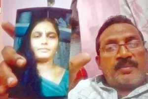 Extramarital affair with lawyer: లాయర్‌తో వివాహేతర సంబంధం.. భర్తకు నానా వేధింపులు.. ఇవి తట్టుకోలేక భర్త..!