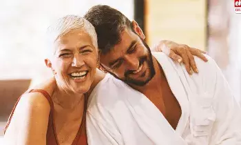 Love Affair: ఆమెకు 48, అతనికి 23.. ఇద్దరికీ పరిచయం, ప్రేమ.. లేచిపోయి మరీ..!