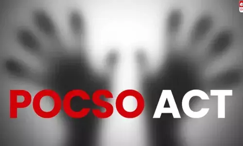 Father sexually assaults daughter: నాన్నా నేను నీ కూతురిని నాన్నా.. నన్ను కరుణించు నాన్నా.. అయినా వదలని కసాయి తండ్రి..!