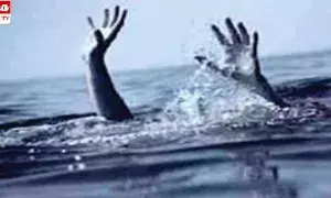 Husband Sucide: ఇన్‌స్టాలో పరిచయమైన వ్యక్తితో లేచిపోయిన భార్య..! హుస్సేన్‌సాగర్‌లో దూకి భర్త ఆత్మహత్య..!