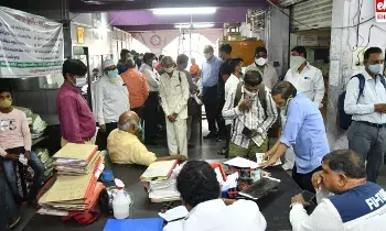 Sub-registration offices: వసూళ్లకు అడ్డగా సబ్‌-రిజిస్ట్రేషన్‌ కార్యాలయాలు..!