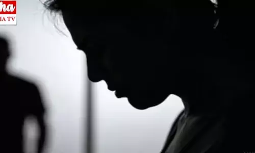 జ్యోతిష్యంతో 58 మంది మహిళలకు గాలం , వీడియోలు తీసి బ్లాక్మెయిల్..! జ్యోతిష్యంతో 58 మంది మహిళలకు గాలం , వీడియోలు తీసి బ్లాక్మెయిల్..!